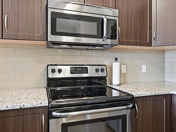 5th image of 1820 Rutherford Rd SW #421