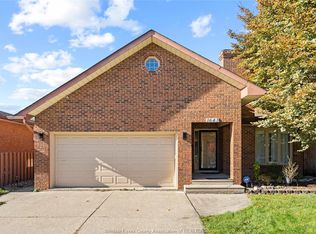 1643 Askin Ave, Windsor, ON N9B3S4