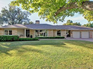 2820 E 35th St, Tulsa, OK 74105