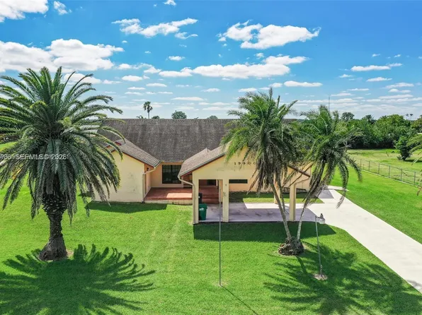 19900 SW 326th St, Homestead, FL