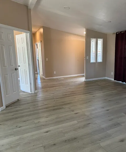 3430 E Redwood Rd — Photo 31