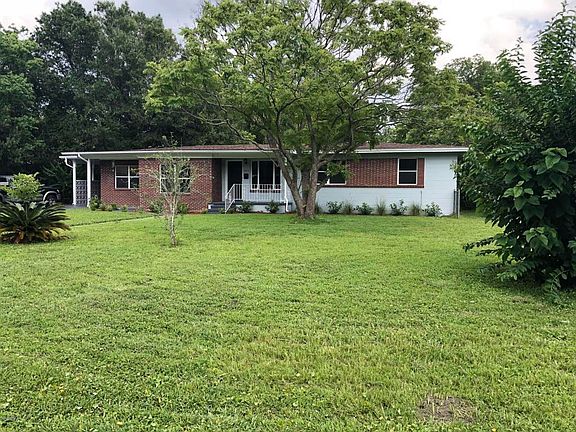 2nd image of 3224 Brasque Dr