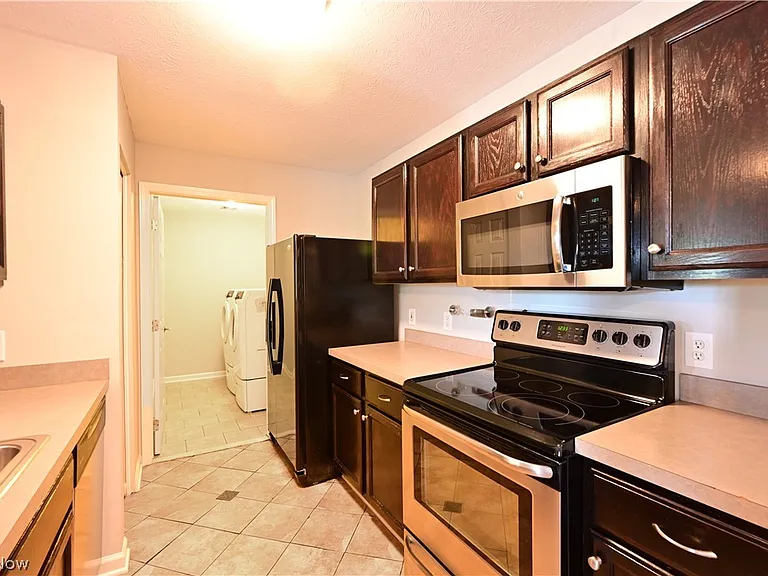 29842 Center Ridge Rd #225 — Photo 14