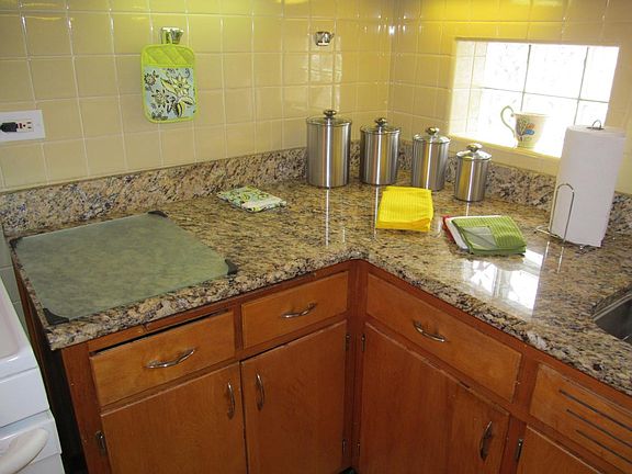 4th image of 1535 Clinton Pl APT 2N