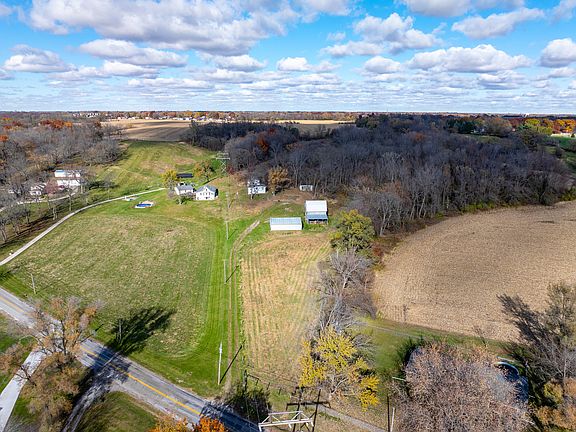 3rd image of 4028 Telegraph Rd