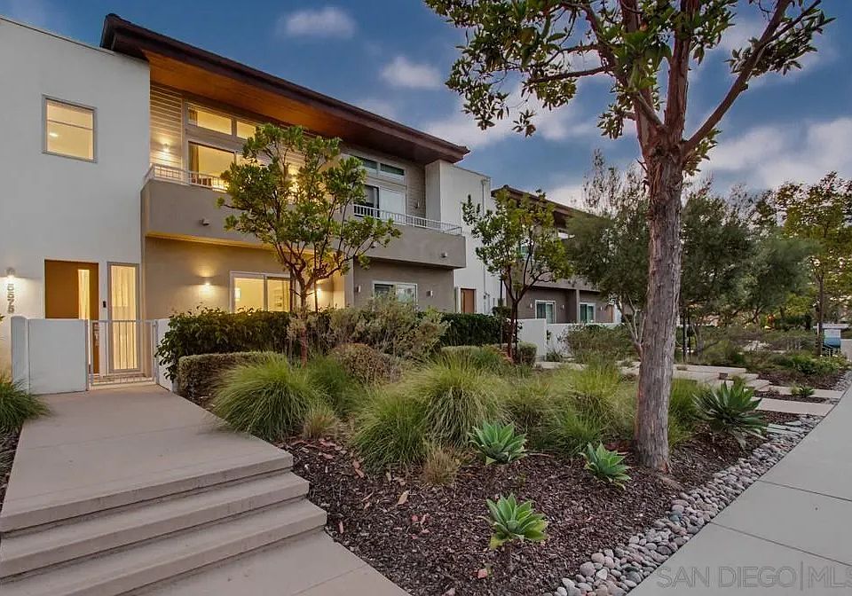 1st image of 5575 Corum Ct