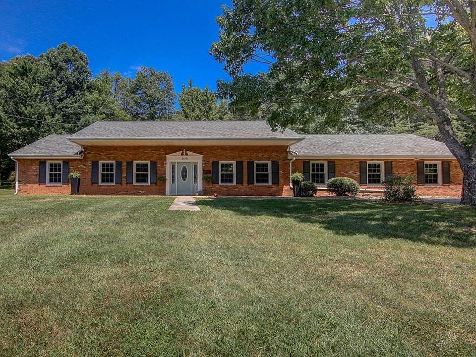 1st image of 2108 Loch Haven Dr