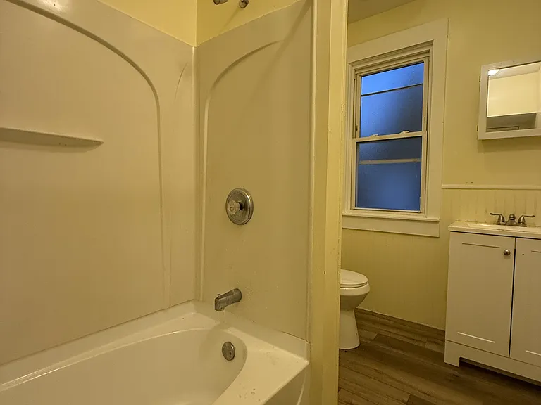 3156 W 48th St #UP — Photo 6