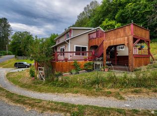 45547 Hillside Aly, Concrete, WA 98237