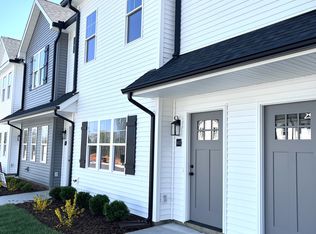 110 Aaron Pl, Lynchburg, VA 24502