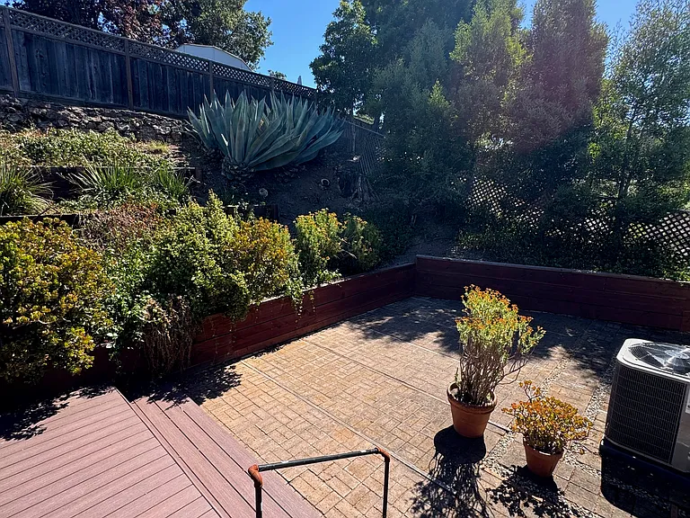 2729 Monserat Ave — Photo 19