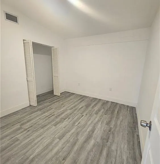 2248 Marina Park Dr — Photo 8