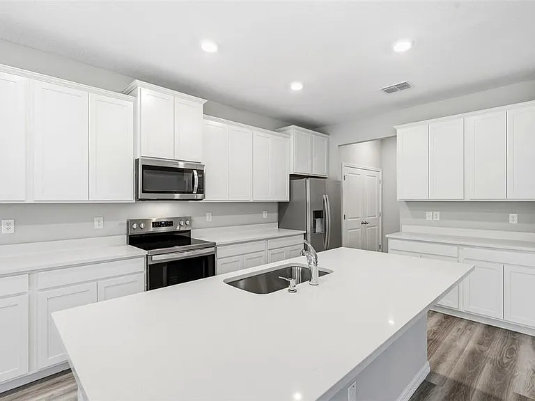 10497 Farm Hill Ave — Photo 34