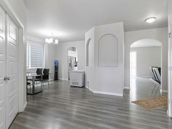 3rd image of 20216 19th Ave E