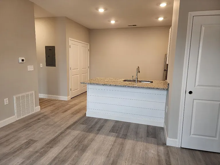 2944 Chalybeate Rd — Photo 8