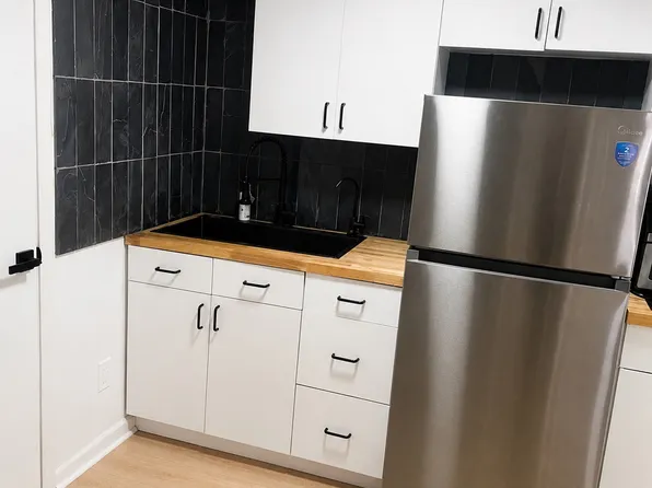 101 Fairview St #B, New Britain, CT 06051
