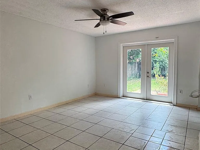 14332 SW 163rd St — Photo 10