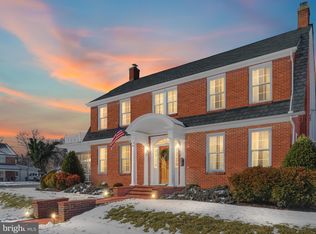 182 S Holliday St, Strasburg, VA