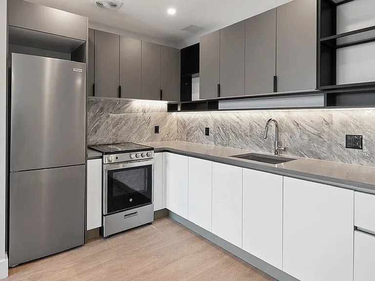 286 Linden Blvd #2C — Photo 1