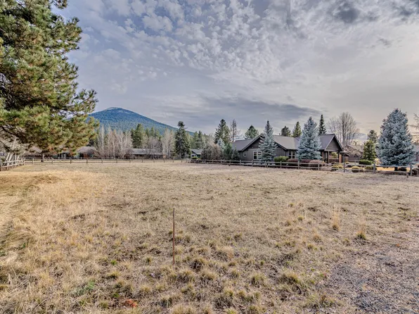 26249 SW Metolius Meadows Dr, Camp Sherman, OR 97730