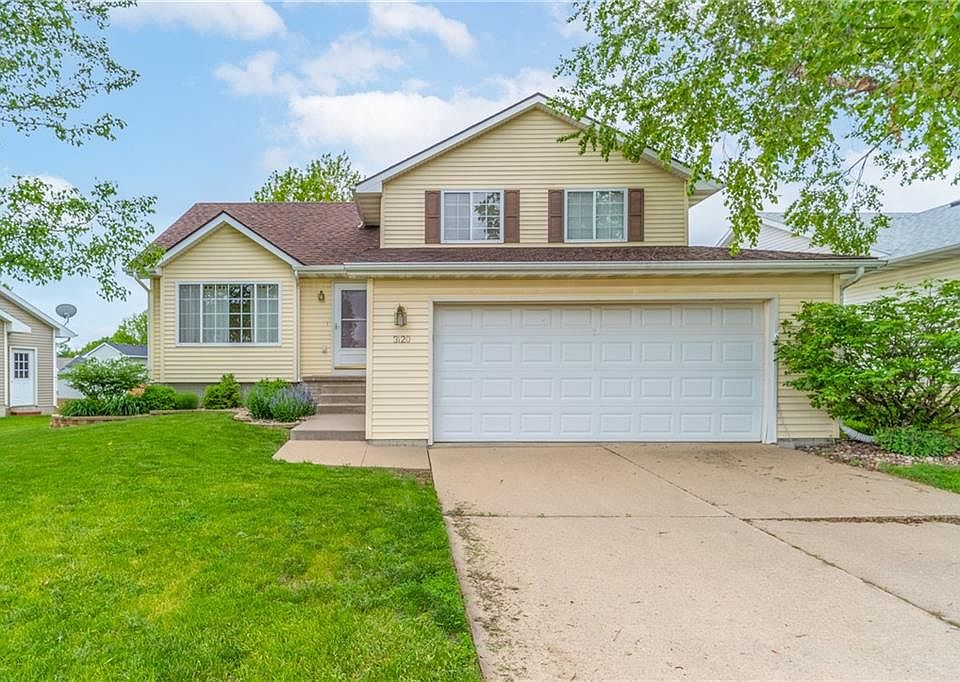 1st image of 3120 SW Townpark Dr