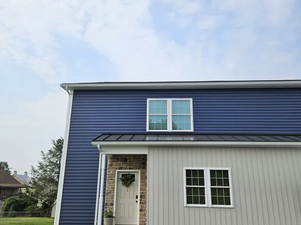 106 Poplar St, Fredericksburg, PA 17026