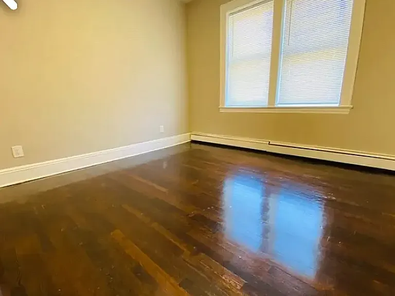 490 Rahway Ave #5C — Photo 2