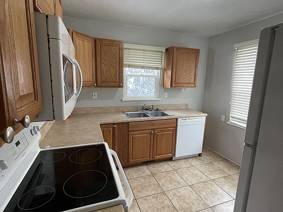 4th image of 1112 7th St Unit 1