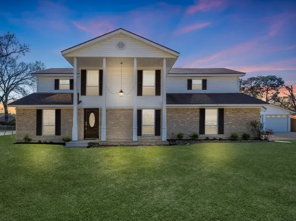 5105 Interlachen St, Baytown, TX 77521