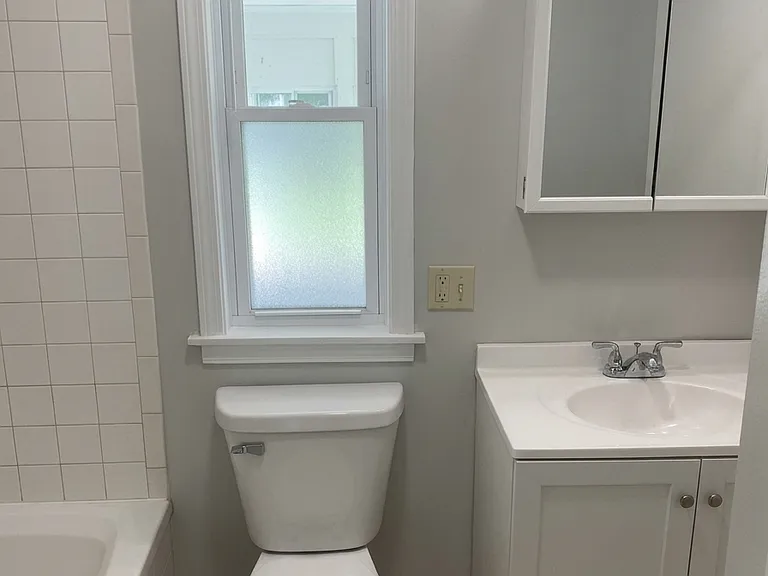 403 McKinley Ave — Photo 6