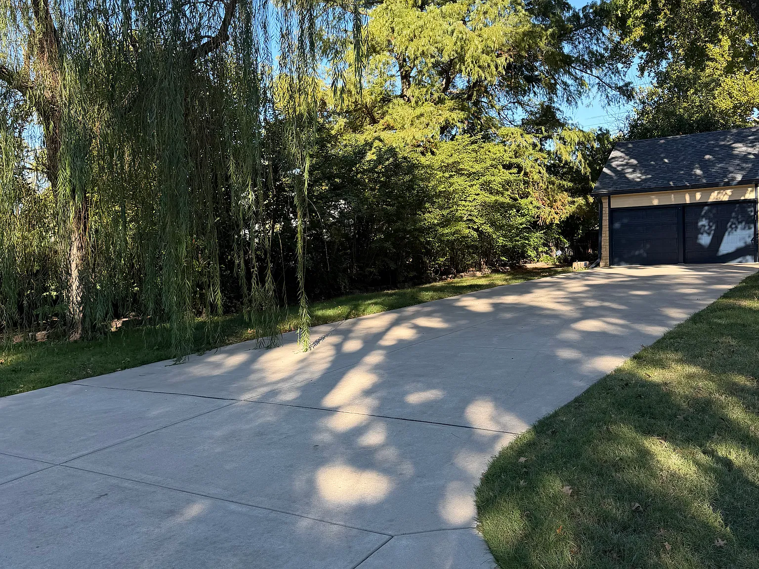 3 bed, 1978 sqft, $4,295 — Photo 2