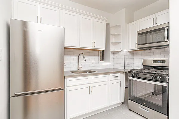 Rented by MySpaceNYC | media 11