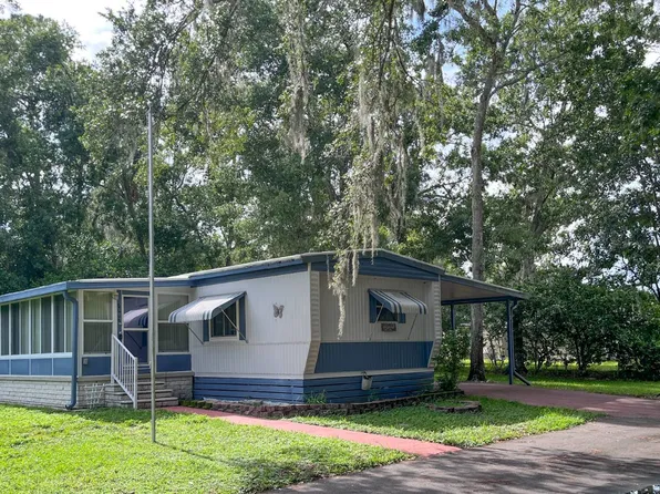 7197 Sandpoint Dr, Brooksville, FL 34601