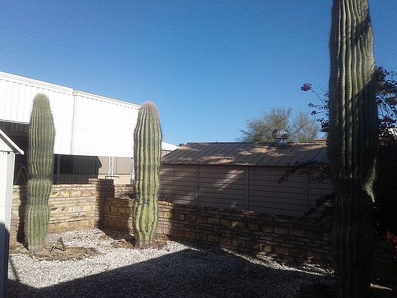 3rd image of 12484 S Linda Ave