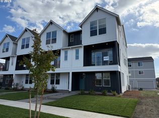 5118 SE Thornapple St, Hillsboro, OR 97123