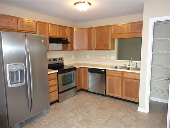 4th image of 1629 Copeland Farms Dr #0