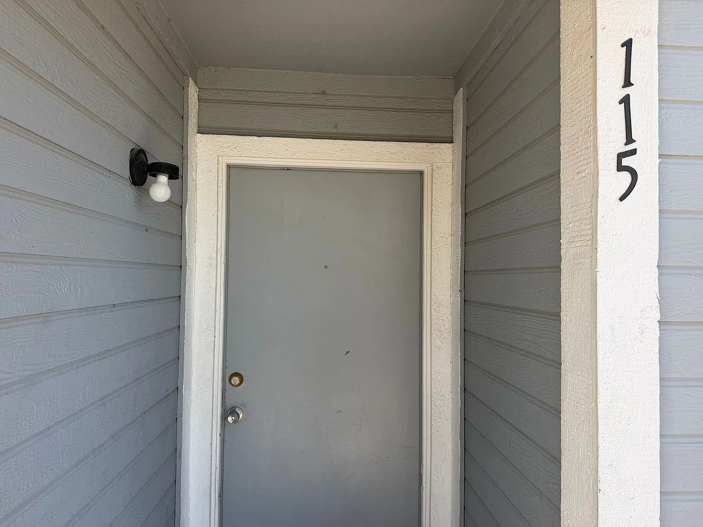 4160 Tonopah — Photo 3