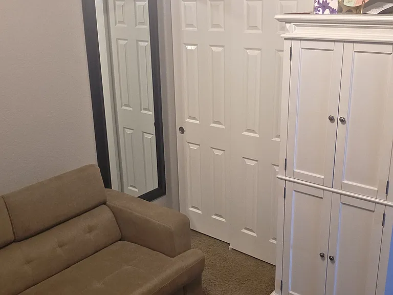 601 Menaul Blvd NE — Photo 12