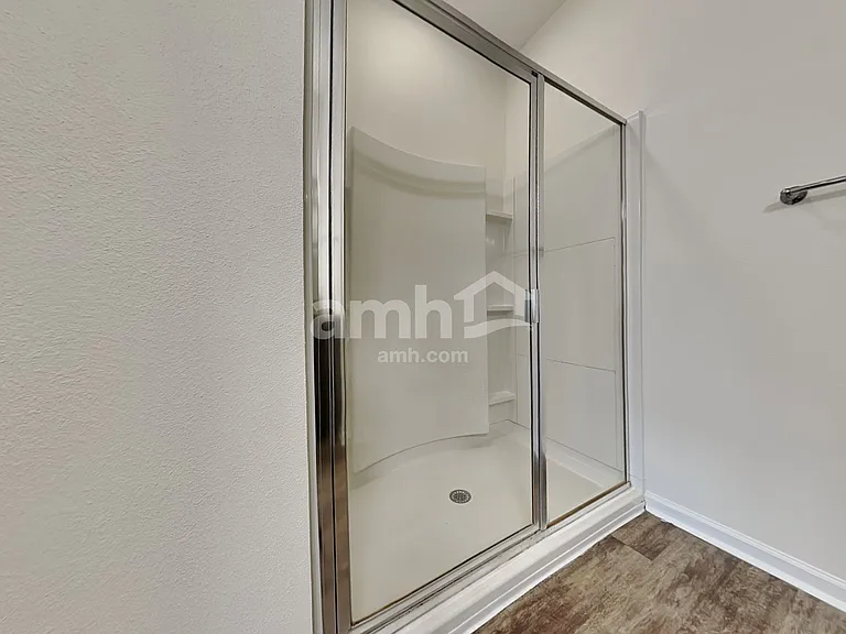4878 Saint James Ln — Photo 12