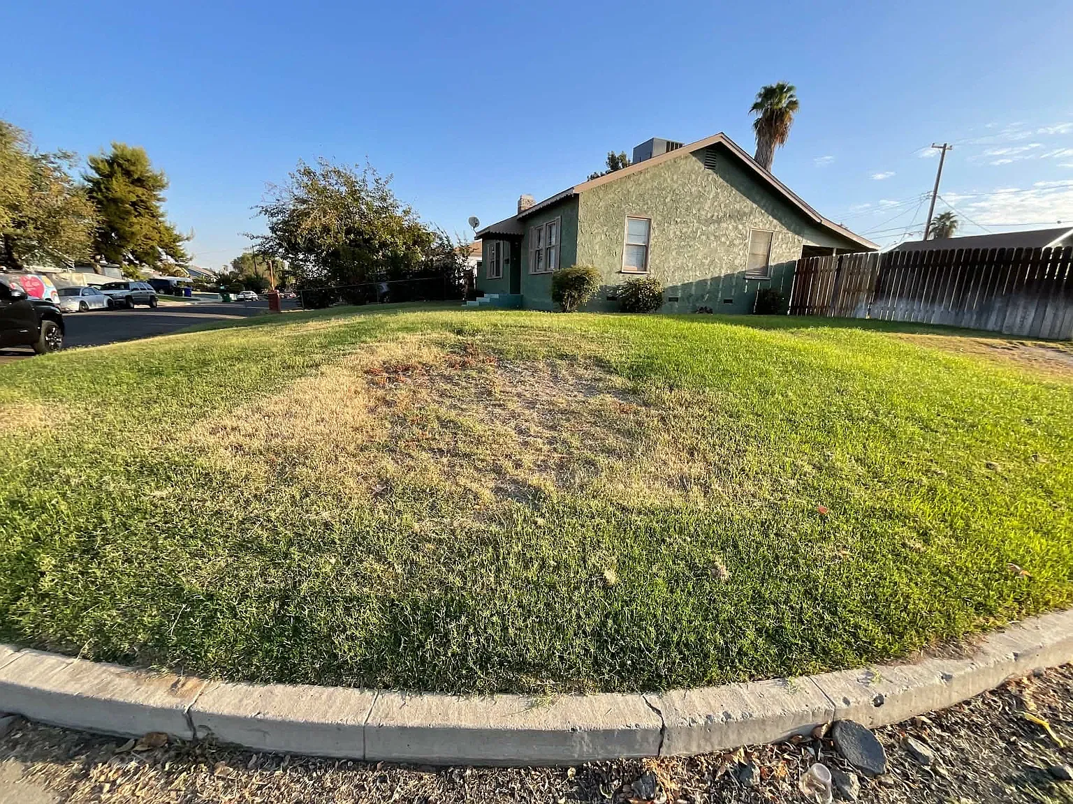 2 bed, 984 sqft, $1,760 — Photo 2
