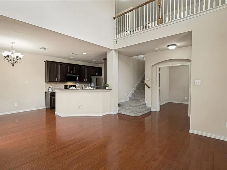 8748 San Bernard St — Photo 5
