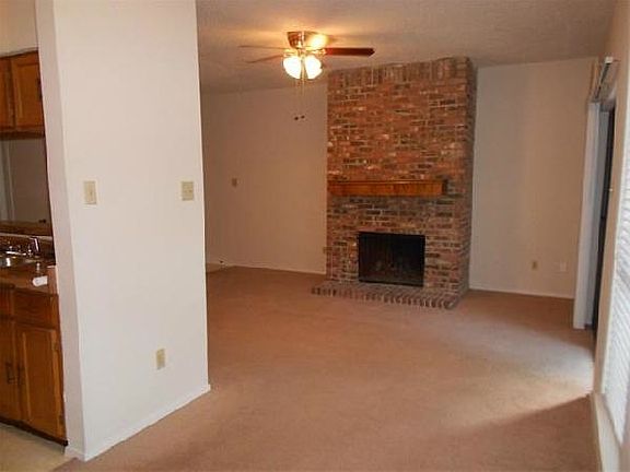 5th image of 3839 Dry Creek Dr Unit 137