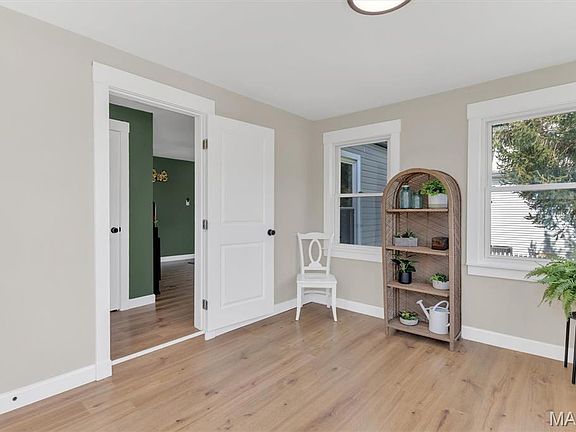 4th image of 773 Reed Ave
