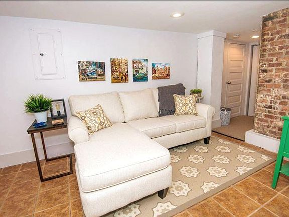 Living room - fully furnished