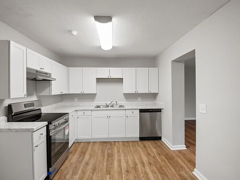 102 Burdock Cir — Photo 3