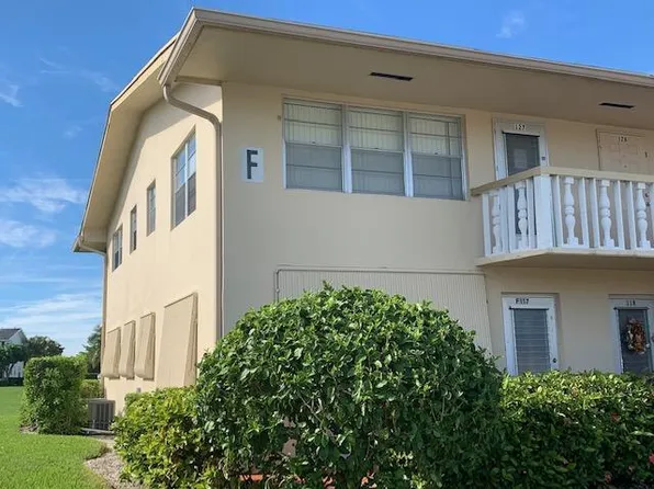 127 Berkshire #F-1270, West Palm Beach, FL 33417