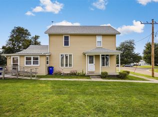 209 W Johnson St, Norway, IA 52318