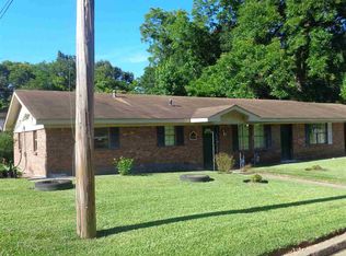 313 Robert McDaniel Dr, Hazlehurst, MS 39083