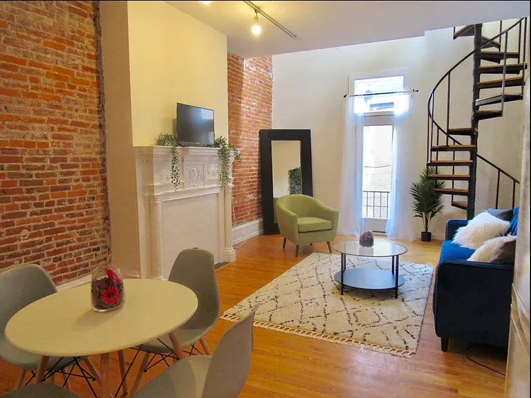 1734 Spruce St #2R — Photo 8
