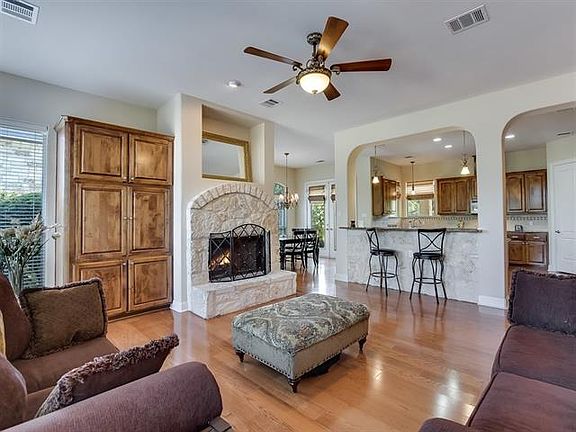 4th image of 124 Clubhouse Dr